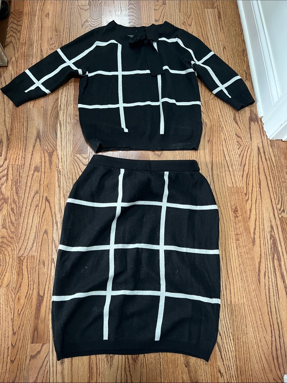New York & Company Black & White Windowpane Knit Skirt Set with Bow Tie - Picture 4 of 7
